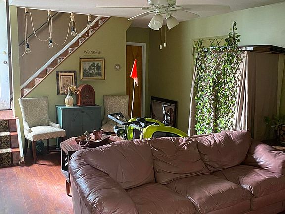 4th image of 344 Cromwell Ave