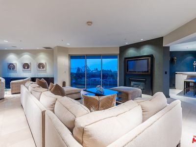 10490 Wilshire Blvd APT 604, Los Angeles, CA, 90024