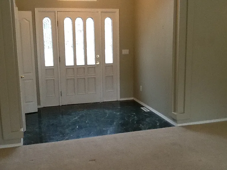 1948 E Cypress Point Dr — Photo 4