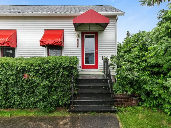 498 W Scott St, Fond Du Lac, WI 54937