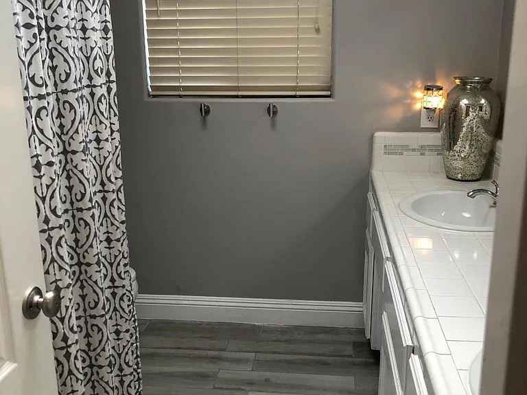 Front bath