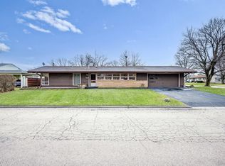 735 Cooper Ct, Genoa, IL 60135