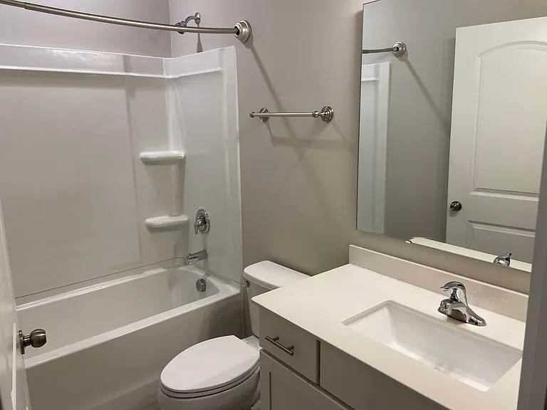 932 Bexton St — Photo 10