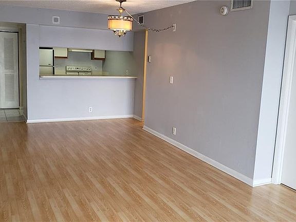2nd image of 2885 Palm Beach Blvd #601