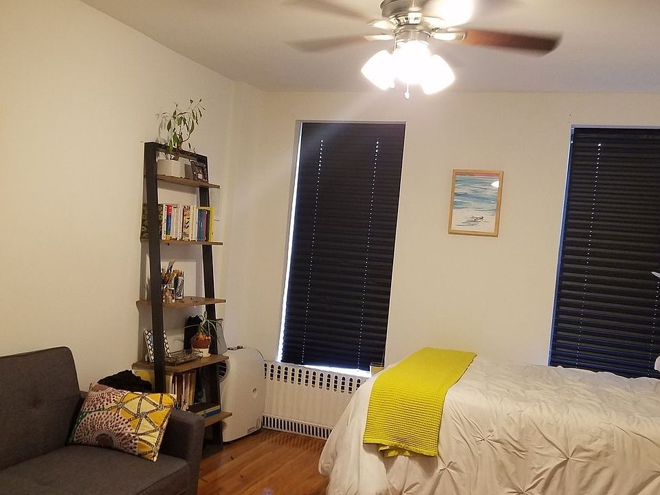 1st image of 1667 1st Ave #3