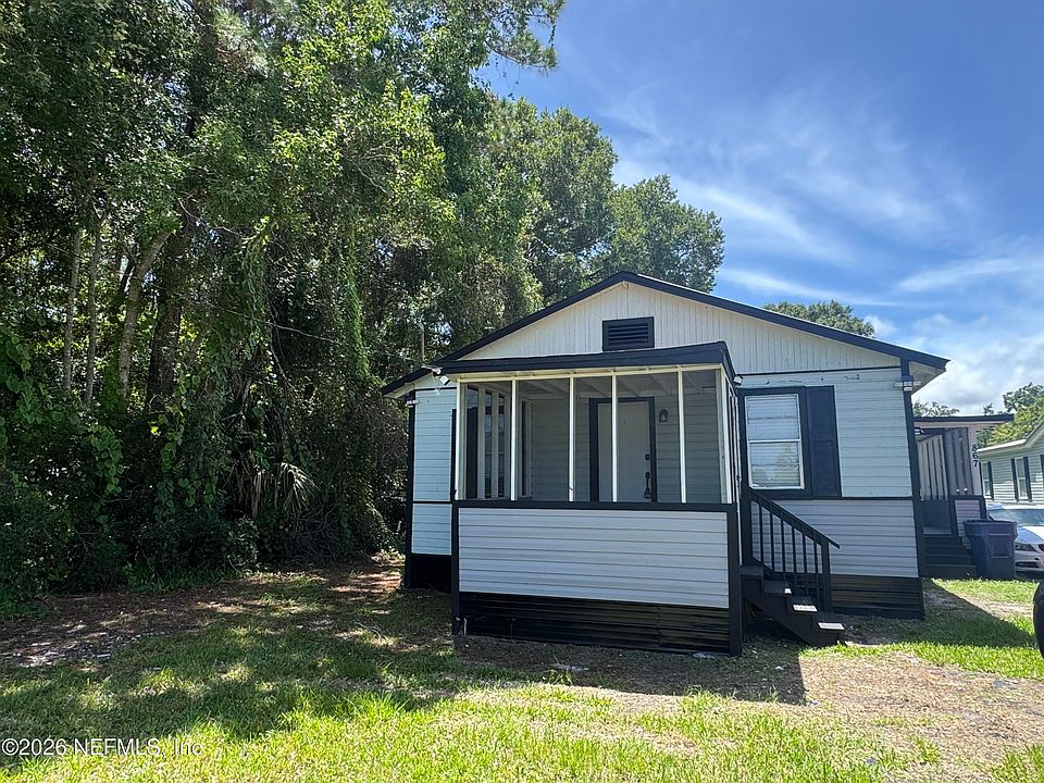 1st image of 867 E AIKEN Street