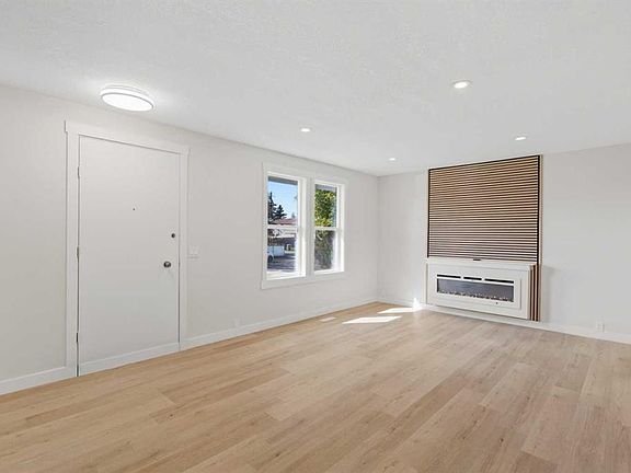 5th image of 3116 W 39th St SE