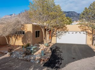1911 Quail Run Rd NE, Albuquerque, NM 87122