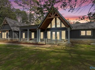 1108 Wauchula Pvt Dr, Athens, AL 35611