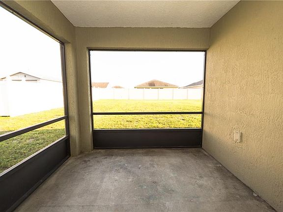 4th image of 360 Majestic Gardens Dr