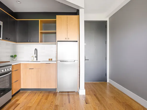 1226 Saint Mark's Avenue image 4 of 8