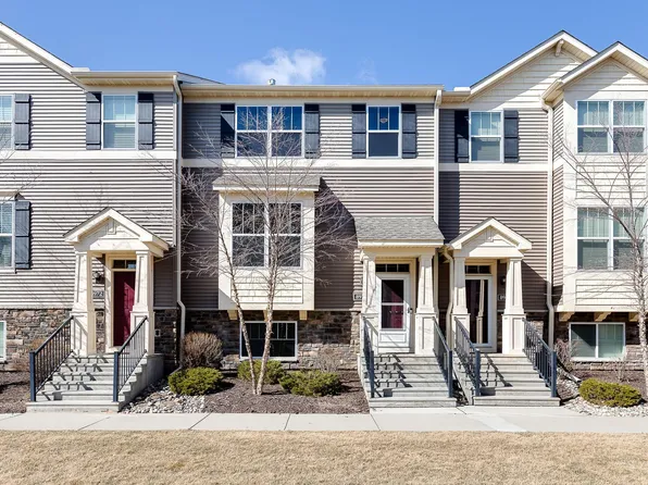 8974 SW Village Loop, Chanhassen, MN 55317