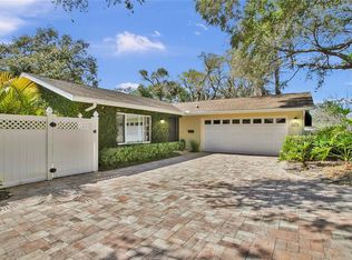 323 Roebling Rd N, Belleair, FL 33756