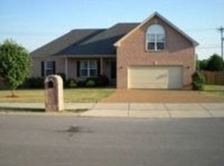 1010 Rutherford Way, Hendersonville, TN 37075