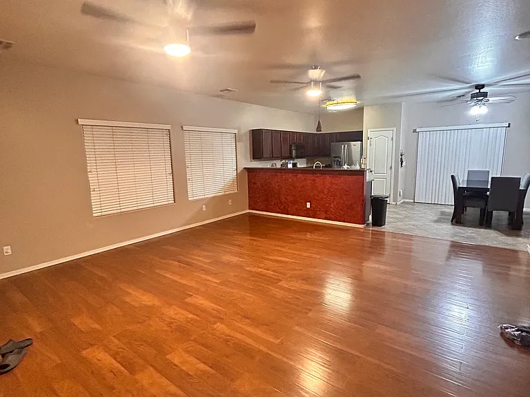 1312 W Santa Gertrudis Trl — Photo 2