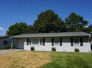 9619 Saint Girard Ln, Saint Louis, MO 63134