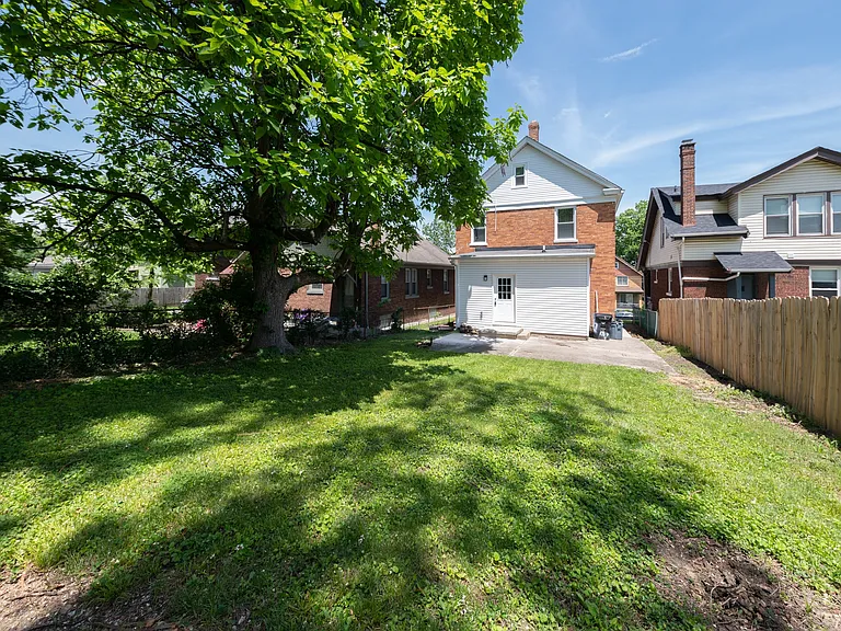 1917 Crane Ave #2 — Photo 8