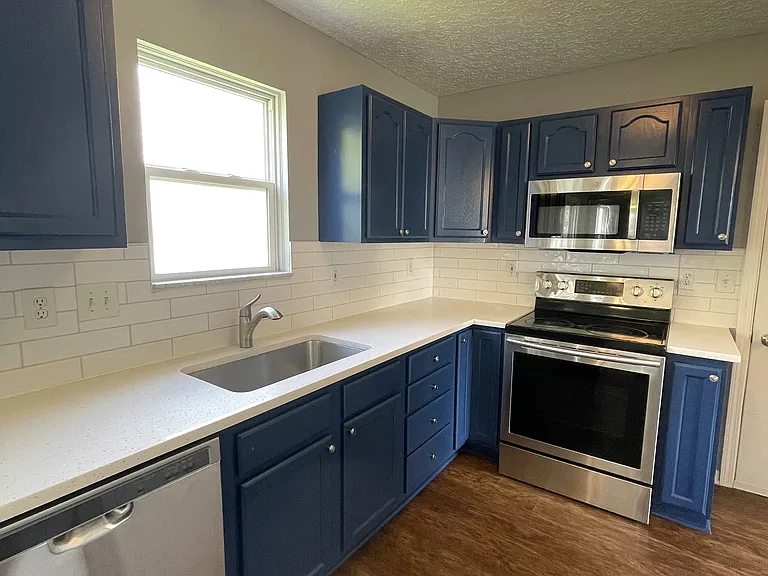 6342 Whims Rd — Photo 2