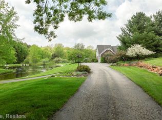 7859 Brook Ln, Clarkston, MI 48348