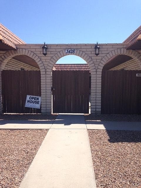 Courtyard Entry