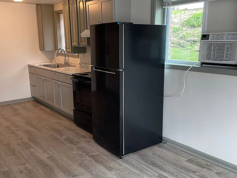 518 George St #6 — Photo 4