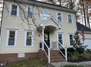 107 Parkwind Ct, Cary, NC 27519