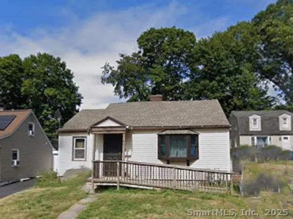 34 Hillside Street, Meriden, CT 06451