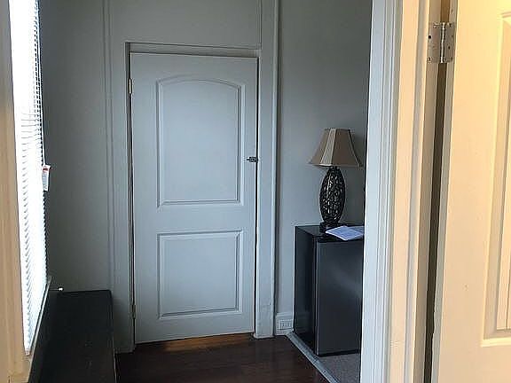 4th image of 1610 Queen City Ave APT 1