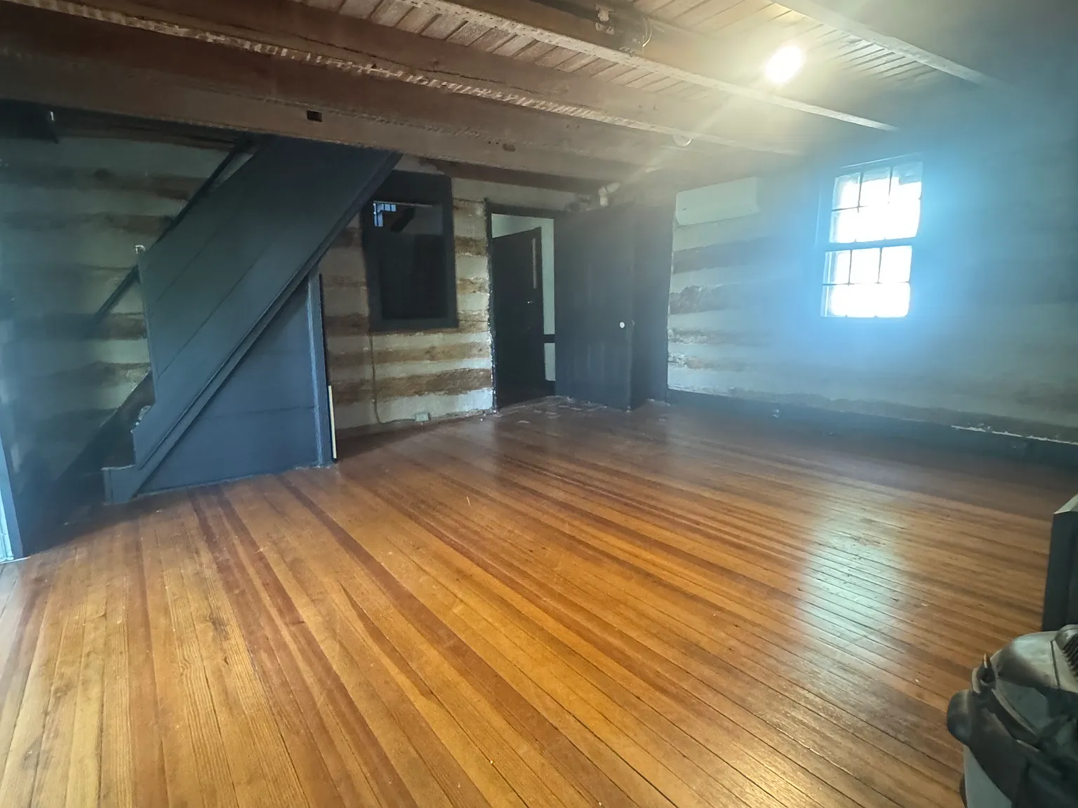 4 bed, 2852 sqft, $1,975 — Photo 4