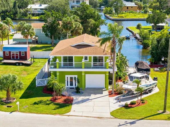 6744 SEAVIEW BOULEVARD, HUDSON, FL 34667