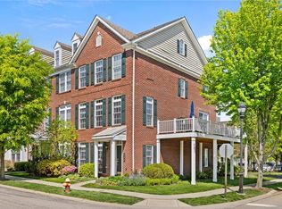 600 Arbor Ct, Pittsburgh, PA 15238
