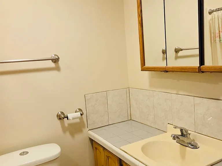 49 Nolan Dr #2E — Photo 2