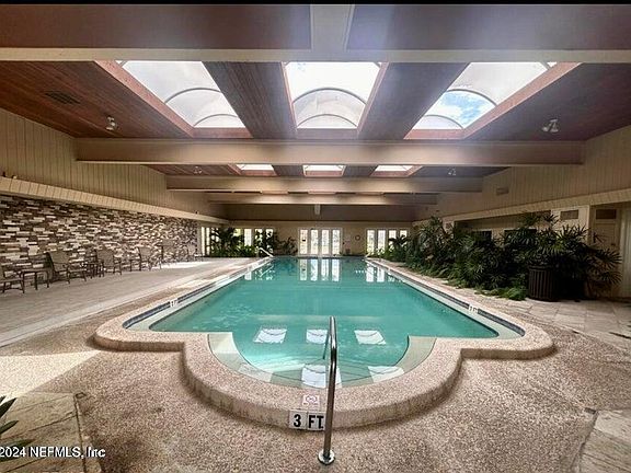 3rd image of 3917 CORRIDA Court #4