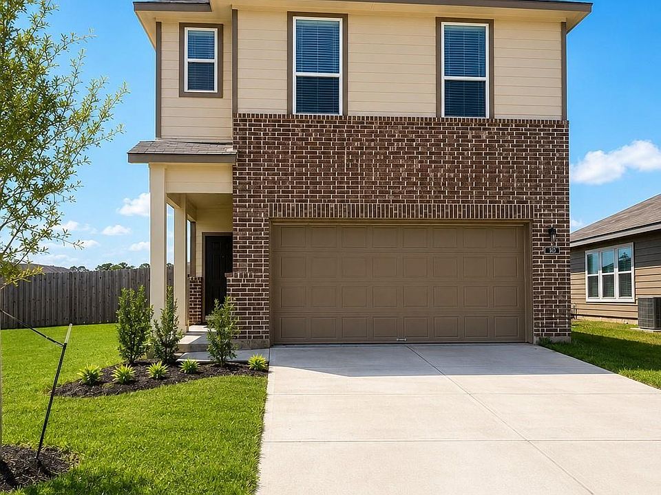 1st image of 811 Stoney Point Ln