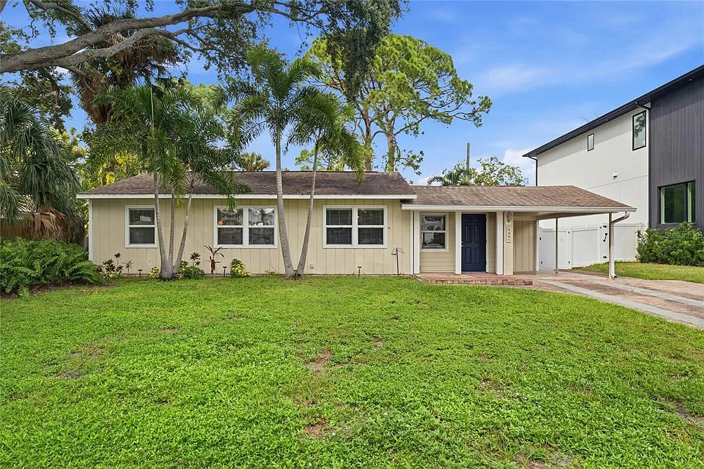 4 bed, 2.5 bath, 1578 sqft, $3,000 — Photo 3