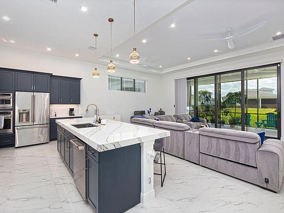 5th image of 11338 SW Pietra Way