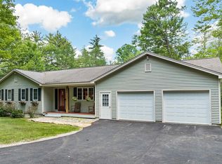 860 Battle St, Webster, NH 03303