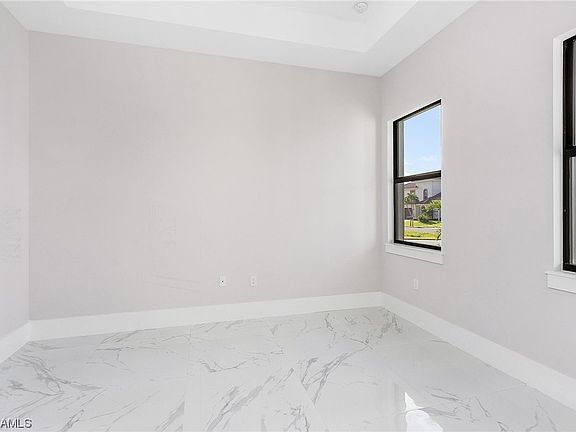 5th image of 661 109th Ave N