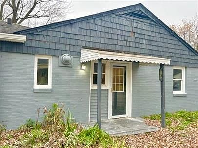 2nd image of 9132 N College Ave