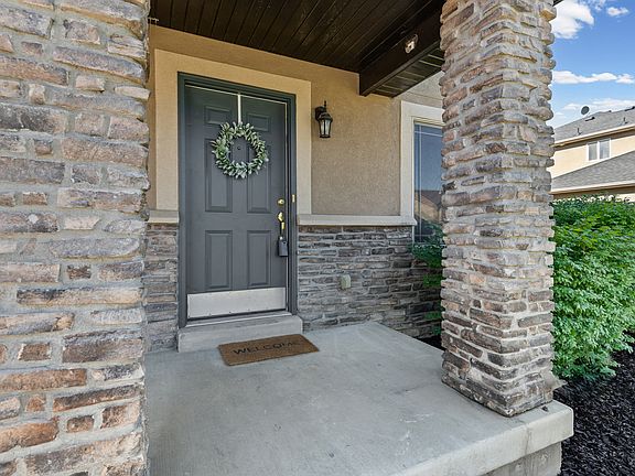 5th image of 1547 W 630 N