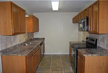 2nd image of 1305 Chapel Ridge Rd