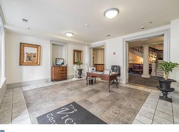 5th image of 1001 Chestnut St #905W