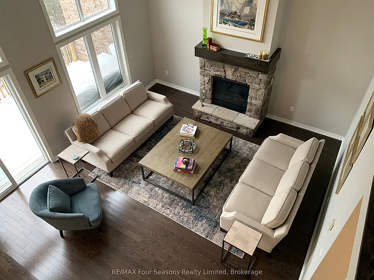 12 Robbie Way — Photo 12
