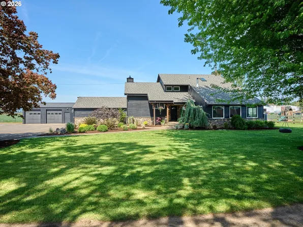 9293 Broadacres Rd NE, Aurora, OR 97002