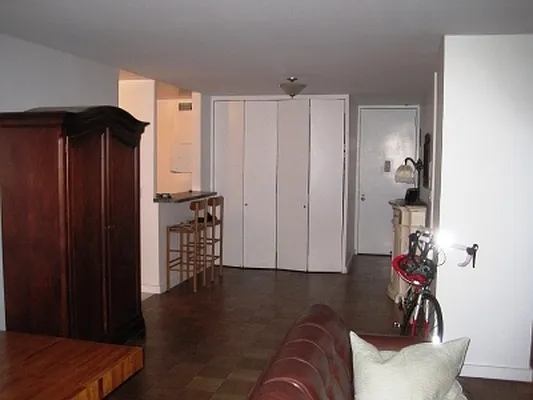 Rented by Citi Habitats | media 6