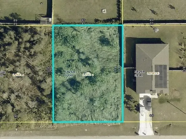 259 Loadstar St, Fort Myers, FL 33913