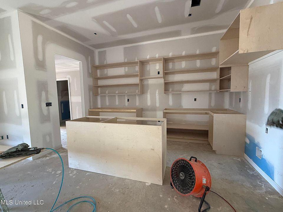 2nd image of 502 Stone Brook Pl