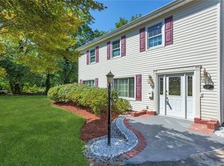 2 Brook Ln, Rye Brook, NY 10573