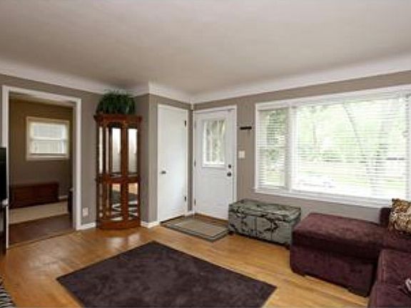 2nd image of 1177 Wilson Ave