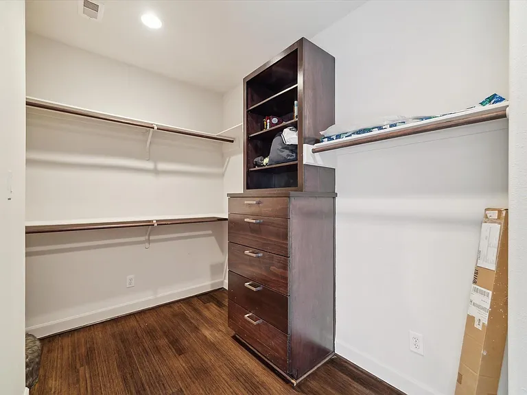 3041 Clinton Dr — Photo 19